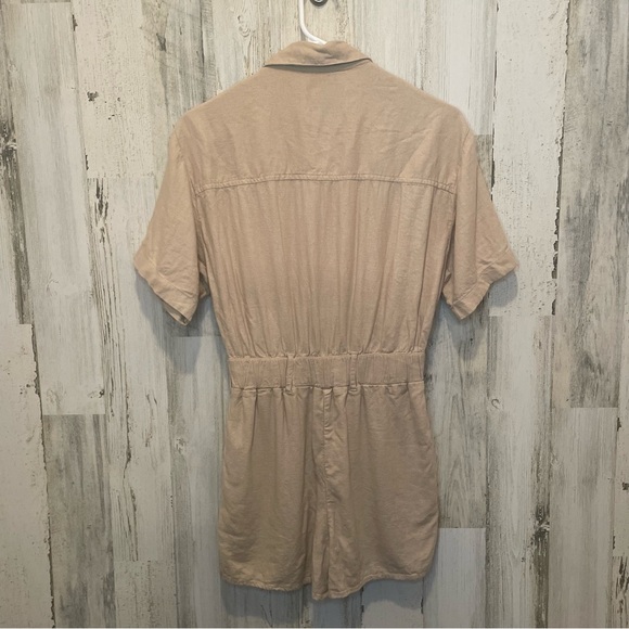 Abercrombie & Fitch Short Sleeve Linen Blend Utility Romper- Tan Khaki Size XS - Picture 3 of 9